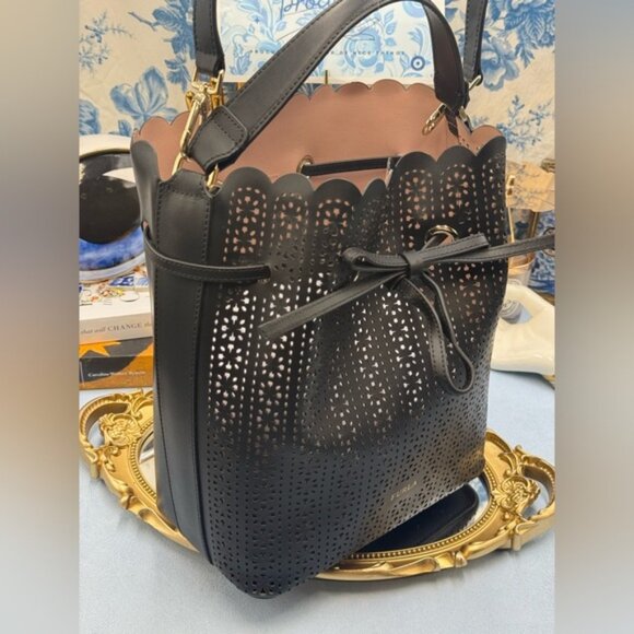 🆕 FURLA 🧿 NWOT Constanza Laser Cut Drawstring Bucket Bag, Black Leather - Picture 5 of 14